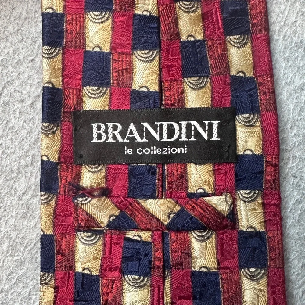Brandini Tie Mens OS Burgundy Navy Gold Geometric Silk le collezioni Made in USA